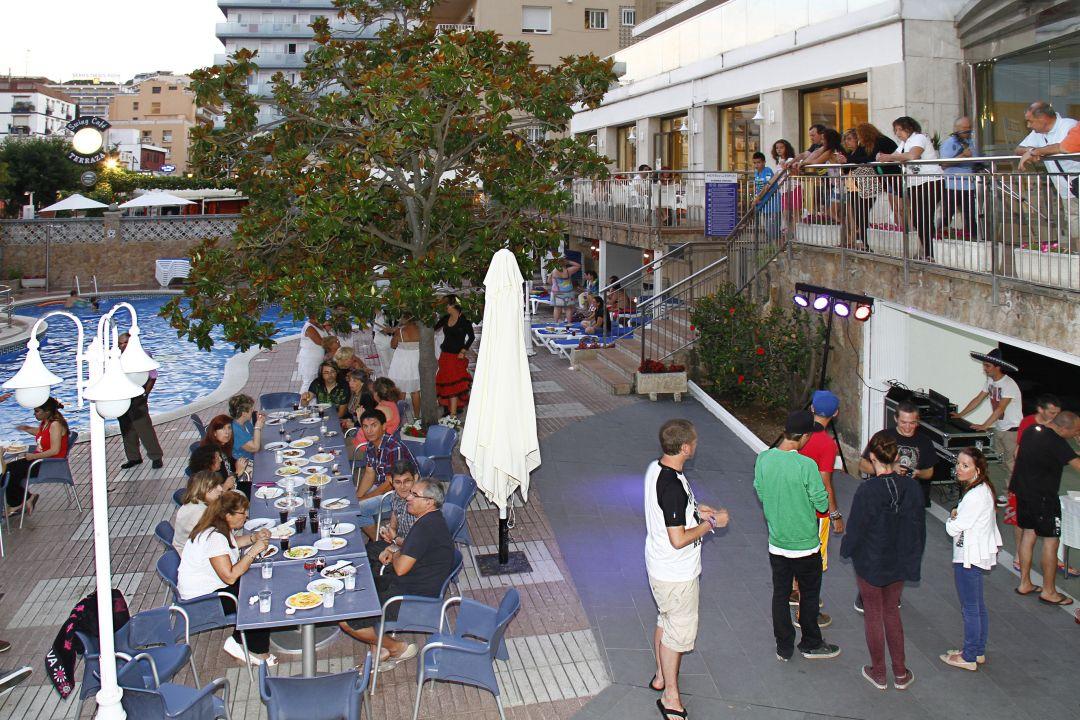 Hotel Esplai Calella Ngoại thất bức ảnh