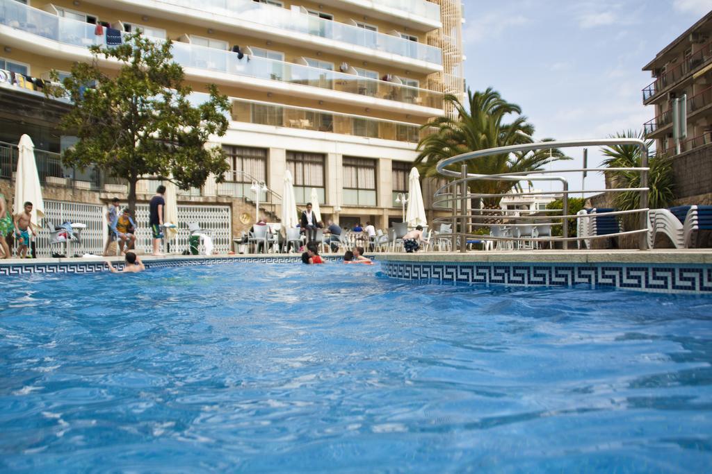Hotel Esplai Calella Ngoại thất bức ảnh