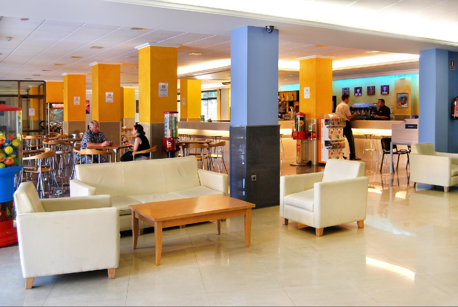 Hotel Esplai Calella Ngoại thất bức ảnh